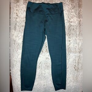 Athleta ULTIMATE STASH 7/8 TIGHT